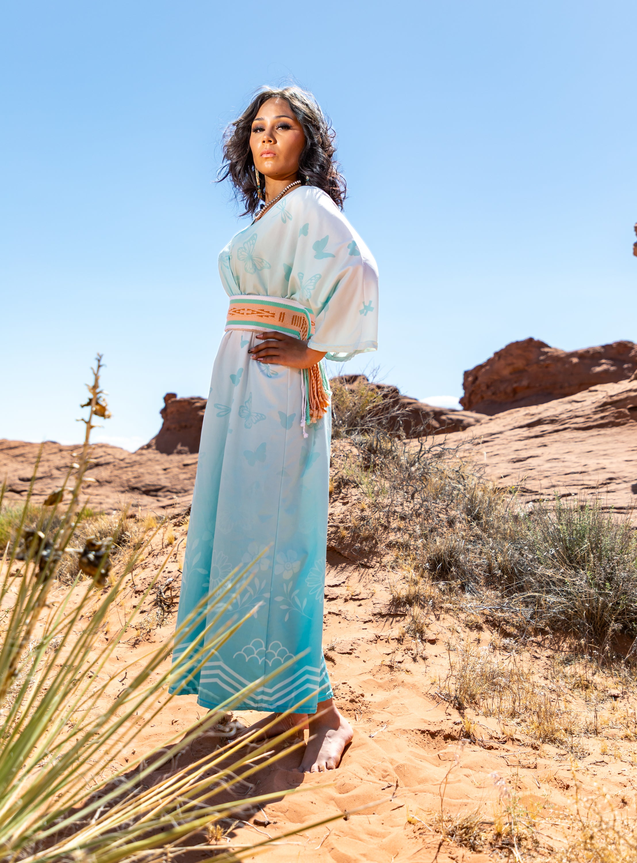 Sonaw Mana Mid-Sleeve Long Dress