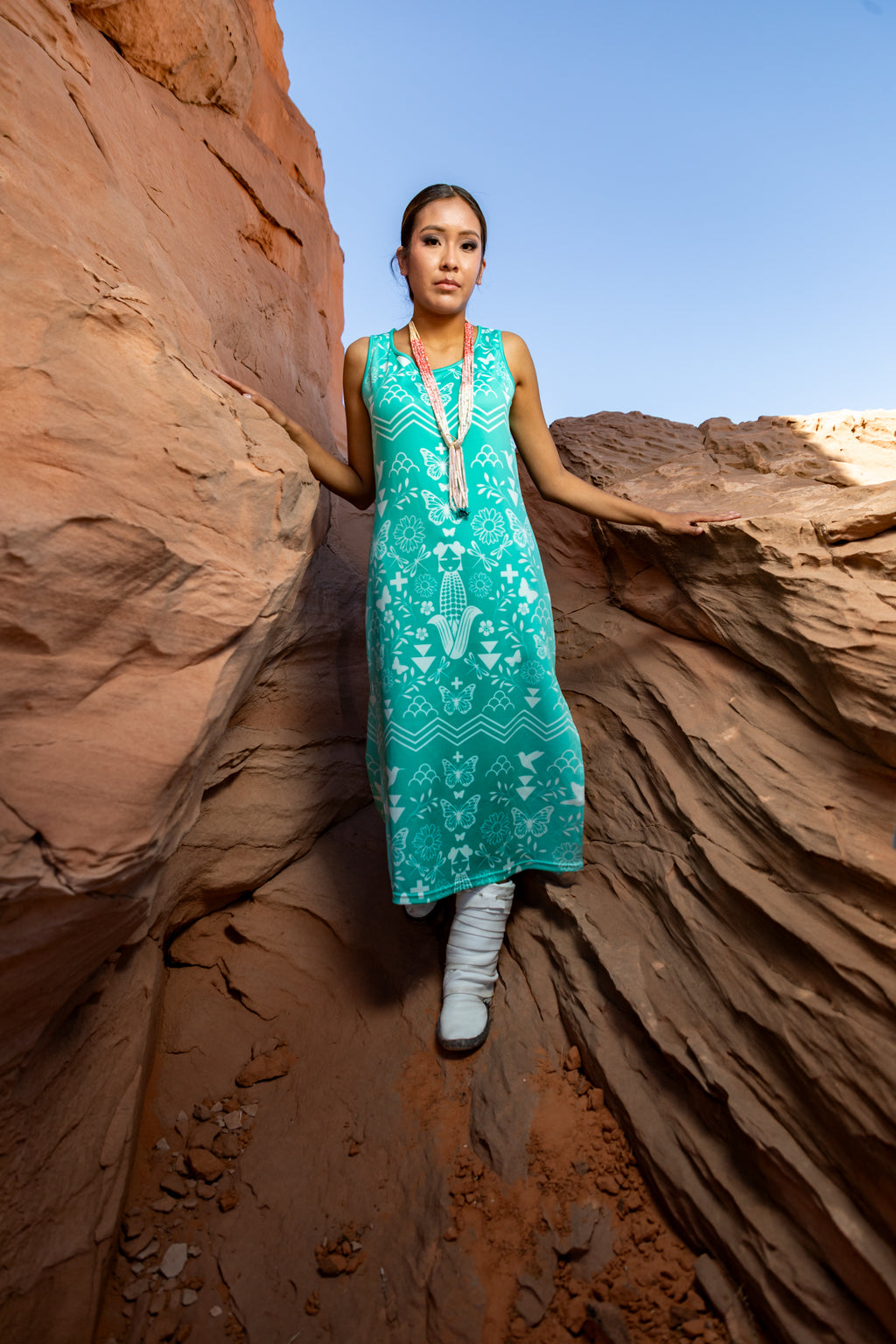 Sonaw Mana Sleeveless Scoop Neck Midi Dress